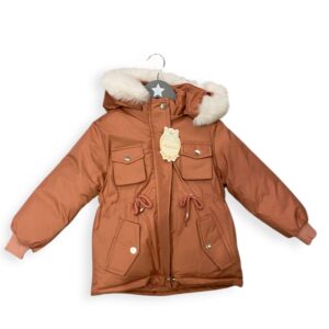 Doudou rose avec capuche à fourrure