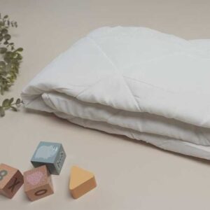 Couette Bébé & Enfant 100x140 cm Légère 120g | Melobaby